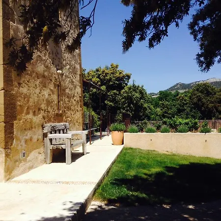 Bed & Breakfast La Bergerie De Nano 4*