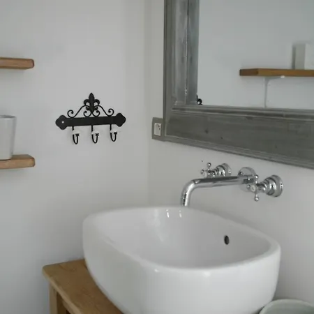 Bed & Breakfast La Bergerie De Nano 4*